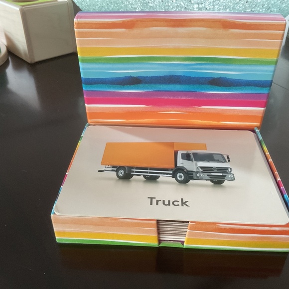 Lovery “Things I See” texture cards, First Puzzle, Beading Kit - Picture 3 of 5